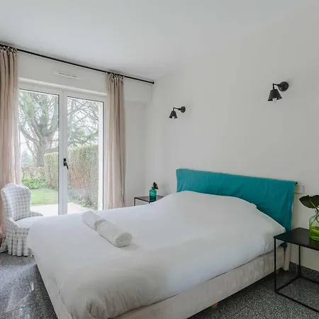 Luxury Haven With Pool, Tennis And Large Garden Apartment