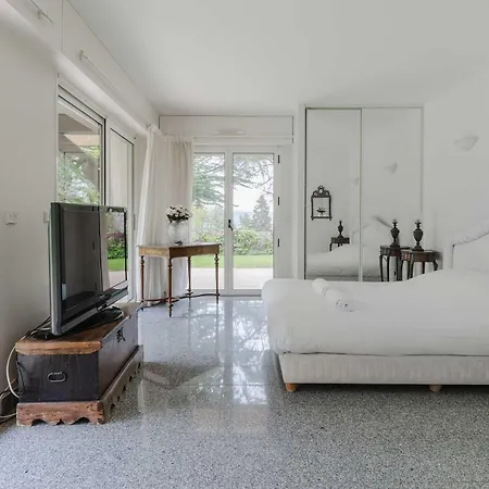 Luxury Haven With Pool, Tennis And Large Garden Deauville