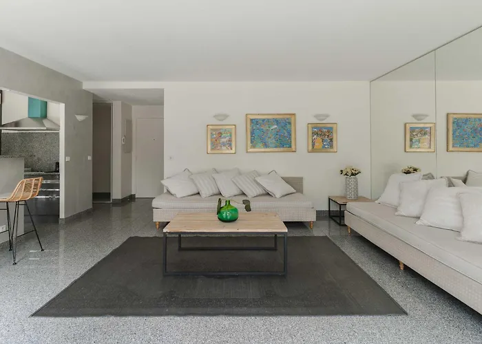 Διαμέρισμα Luxury Haven With Pool, Tennis And Large Garden Ντοβίλ