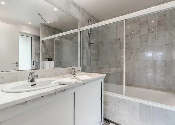 Luxury Haven With Pool, Tennis And Large Garden Διαμέρισμα Ντοβίλ